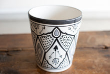 Load image into Gallery viewer, Moroccan Vase/Utensil/Wine Holder
